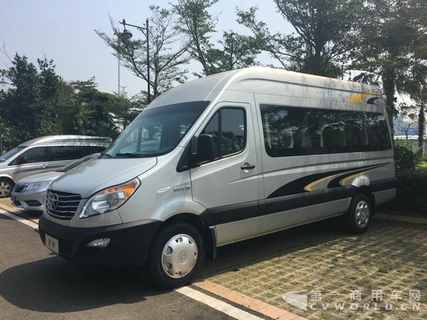 二代江淮星銳6系長軸車型，17座，搭載江淮2.7CTl 國五柴油發(fā)動機4.jpg