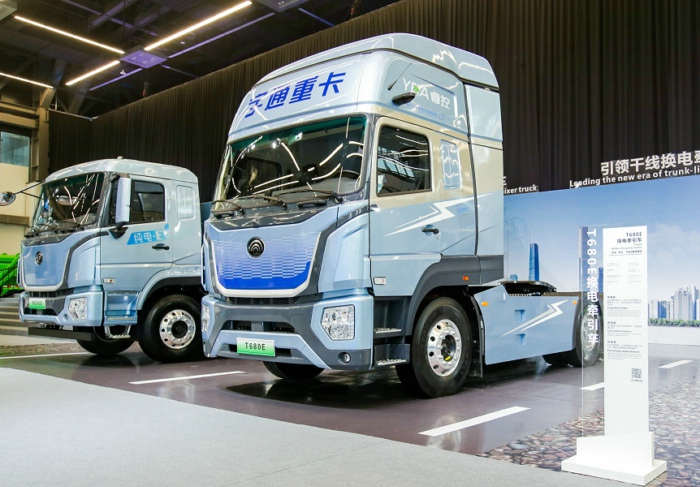 宇通T680純電動牽引車.jpg