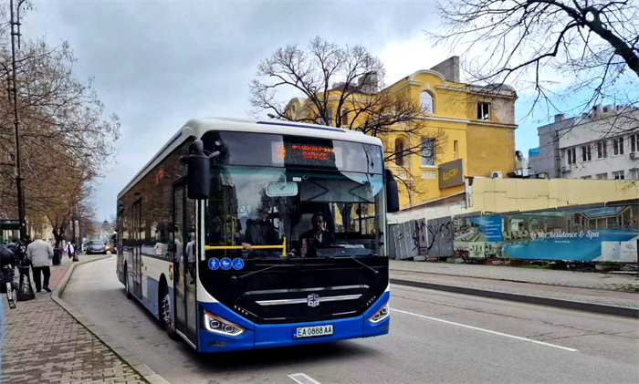 運行在保加利亞的中通N系純電動城市客車.jpg