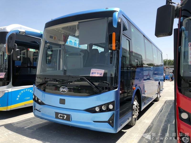 比亞迪C7純電動公路車