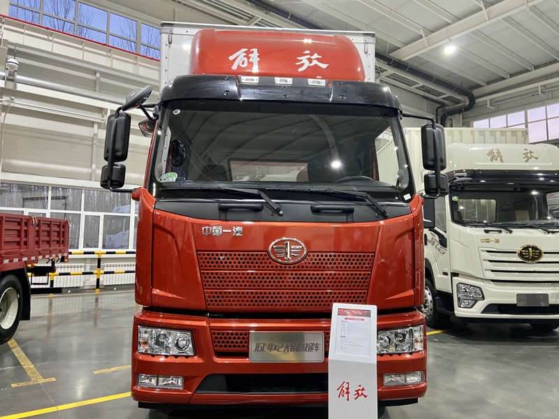 解放J6L 4×2創(chuàng)富版2.0載貨車